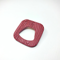 Broche à lunettes bordeaux