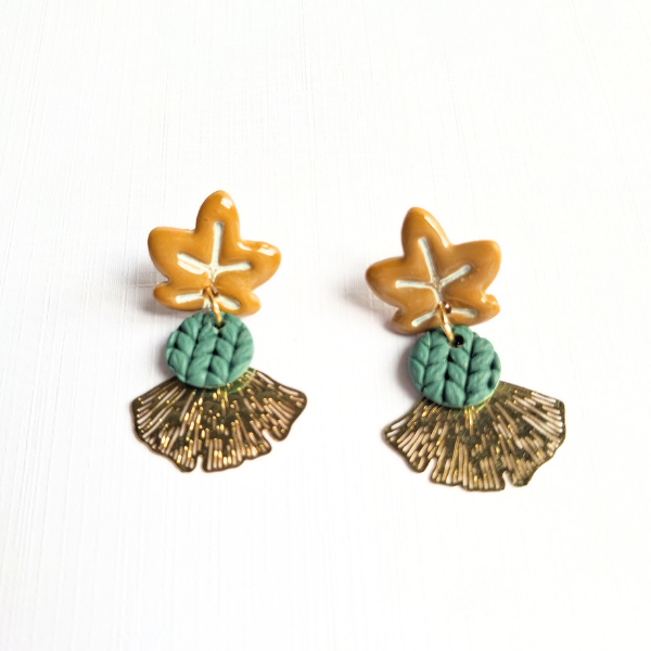 boucles oreilles pate fimo argile polymere resine uv fait main piece unique jadoretesboucles j'adore tes boucles jtb acier inoxydable vendée créatrice française made in France feuille ginko or marron bleu canard tricot