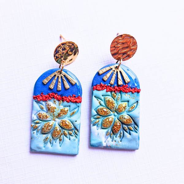 boucles oreilles pate fimo argile polymere resine uv fait main piece unique jadoretesboucles j'adore tes boucles jtb acier inoxydable vendée créatrice française made in France bleu