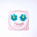 boucles oreilles clou pate fimo argile polymere resine uv fait main piece unique jadoretesboucles j'adore tes boucles jtb acier inoxydable vendée créatrice française made in France fleur bleu glacier