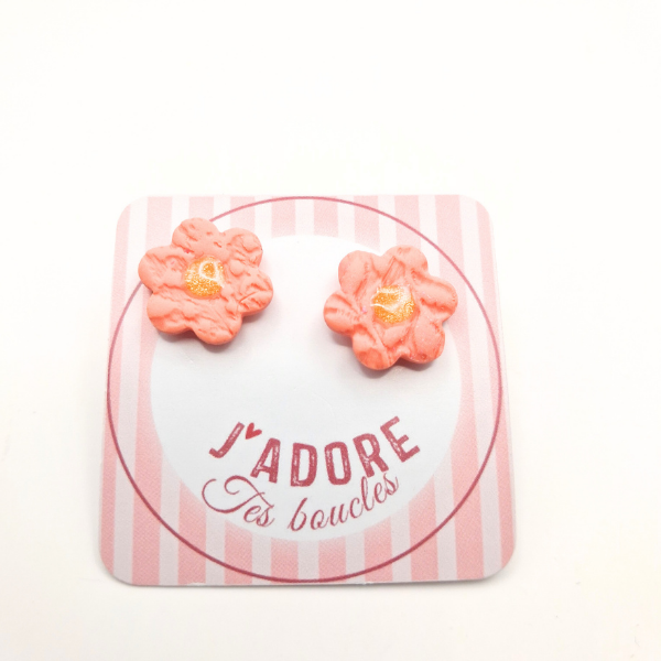 boucles oreilles clou pate fimo argile polymere resine uv fait main piece unique jadoretesboucles j'adore tes boucles jtb acier inoxydable vendée créatrice française made in France fleur rose saumon