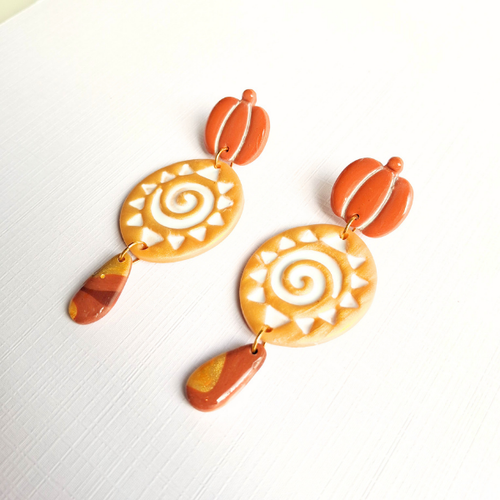 boucles oreilles pate fimo argile polymere resine uv fait main piece unique jadoretesboucles j'adore tes boucles jtb acier inoxydable vendée créatrice française made in France resine UV automne marron or citrouille blanc azty