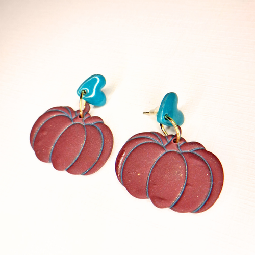 boucles oreilles pate fimo argile polymere resine uv fait main piece unique jadoretesboucles j'adore tes boucles jtb acier inoxydable vendée créatrice française made in France citrouille bordeaux bleu coeur
