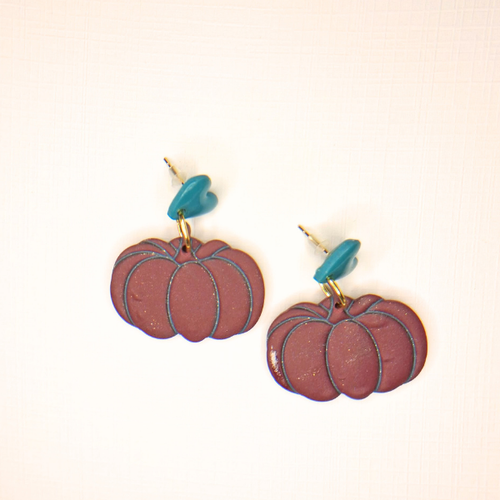 boucles oreilles pate fimo argile polymere resine uv fait main piece unique jadoretesboucles j'adore tes boucles jtb acier inoxydable vendée créatrice française made in France citrouille bordeaux bleu coeur