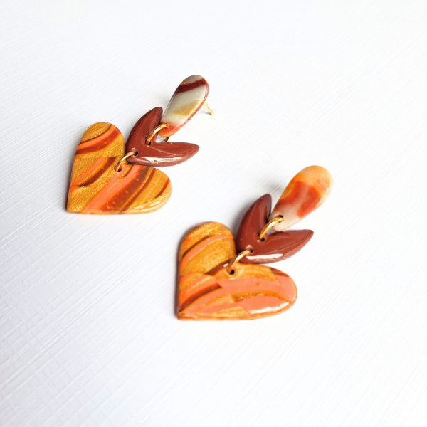 boucles oreilles pate fimo argile polymere resine uv fait main piece unique jadoretesboucles j'adore tes boucles jtb acier inoxydable vendée créatrice française made in France resine UV coeur marron or automne