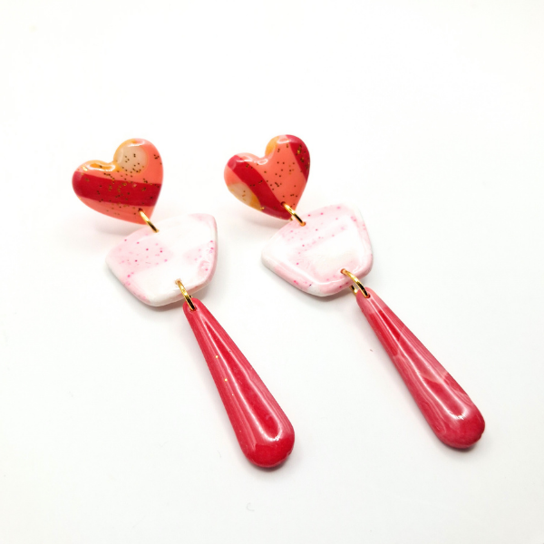 boucles oreilles pate fimo argile polymere resine uv fait main piece unique jadoretesboucles j'adore tes boucles jtb acier inoxydable vendée créatrice française made in France coeur rouge rose blanc