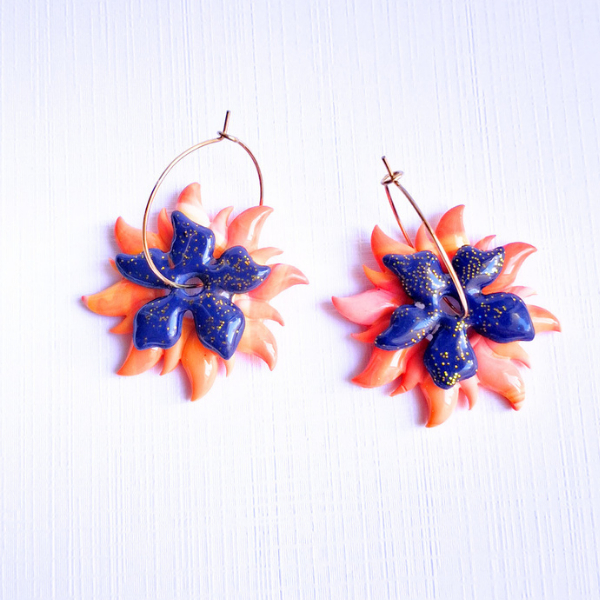 boucles oreilles pate fimo argile polymere resine uv fait main piece unique jadoretesboucles j'adore tes boucles jtb acier inoxydable vendée créatrice française made in France bleu orange citrouille halloween automne paillettes or soleil 