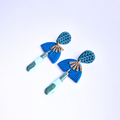 boucles oreilles pate fimo argile polymere resine uv fait main piece unique jadoretesboucles j'adore tes boucles jtb acier inoxydable vendée créatrice française made in France resine UV bleu canard pendantes