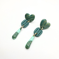boucles oreilles pate fimo argile polymere resine uv fait main piece unique jadoretesboucles j'adore tes boucles jtb acier inoxydable vendée créatrice française made in France coeur bleu canard pendantes
