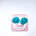 boucles oreilles clou pate fimo argile polymere resine uv fait main piece unique jadoretesboucles j'adore tes boucles jtb acier inoxydable vendée créatrice française made in France coquillage bleu glacier 